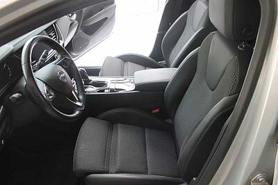 Opel Insignia Sports Tourer Diesel 2.0 Aut. Elegance